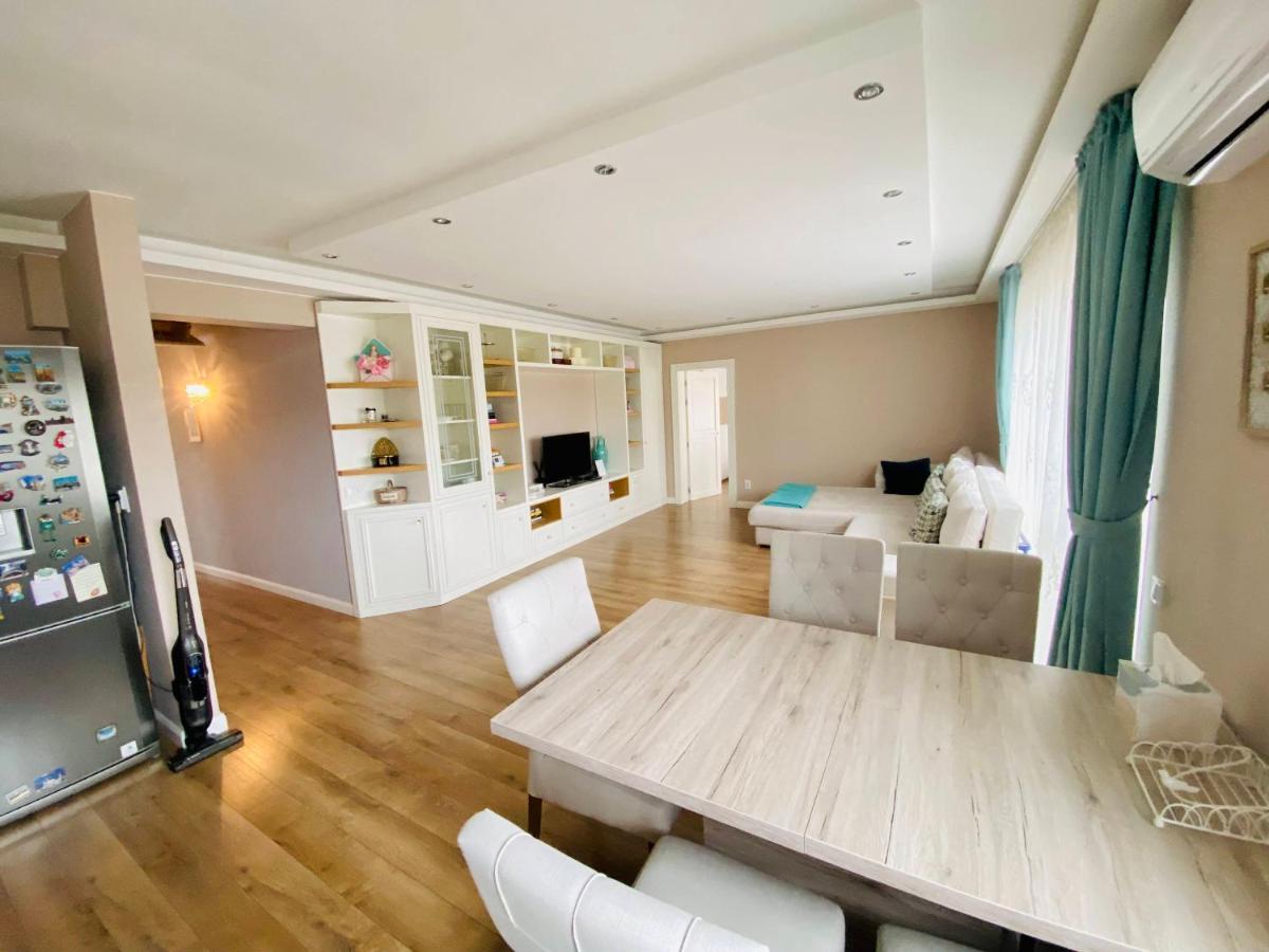 La Maison De Macarons, Your Sweet Home In Cluj Zewnętrze zdjęcie